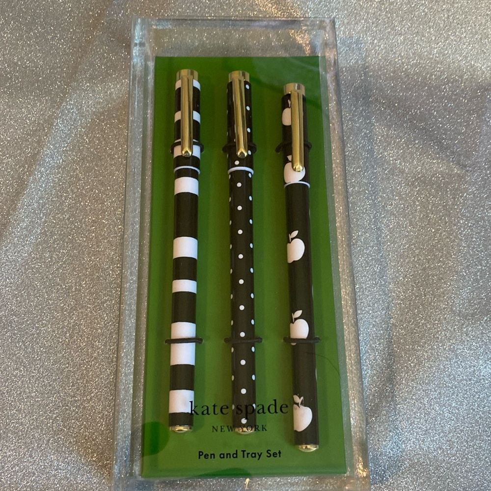 NWT Kate Spade Black and White Pen Set